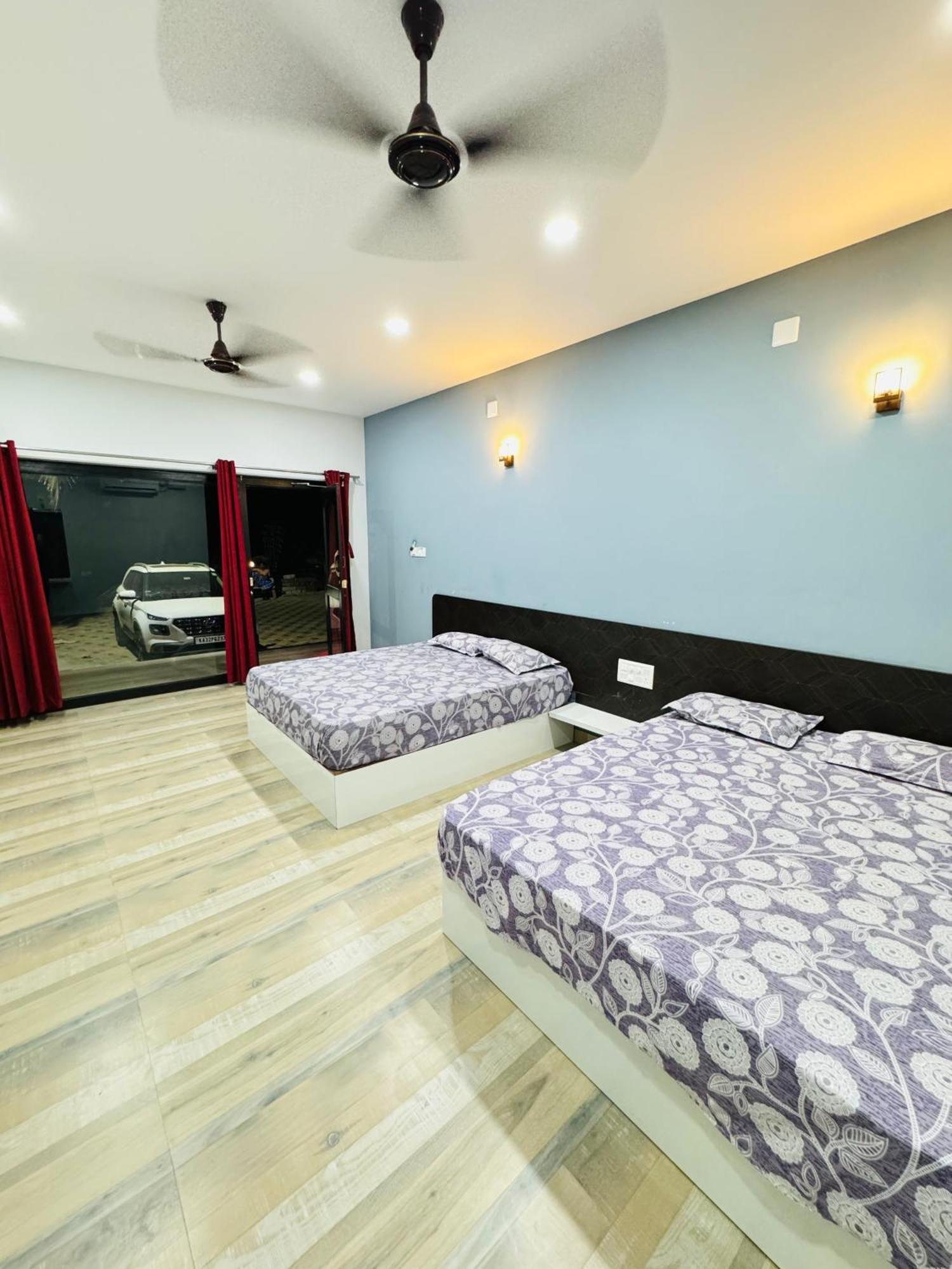 The Glasswater By The Backwater Homestay Kalyānpur Esterno foto
