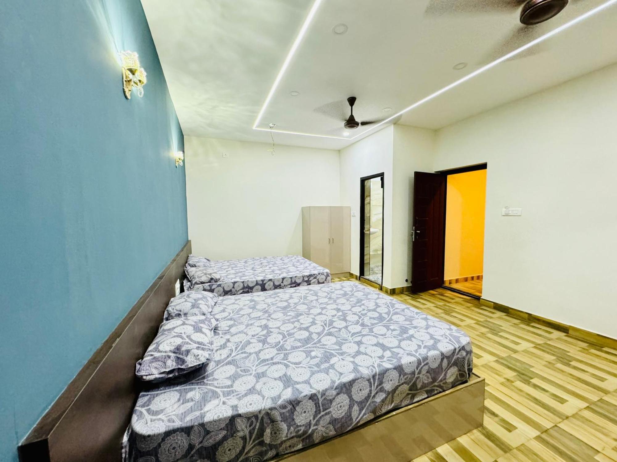 The Glasswater By The Backwater Homestay Kalyānpur Esterno foto